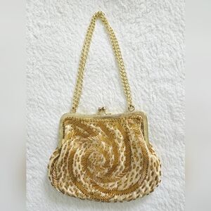 Vintage La Regale ✨️ Gold Beaded Evening Women's Clutch